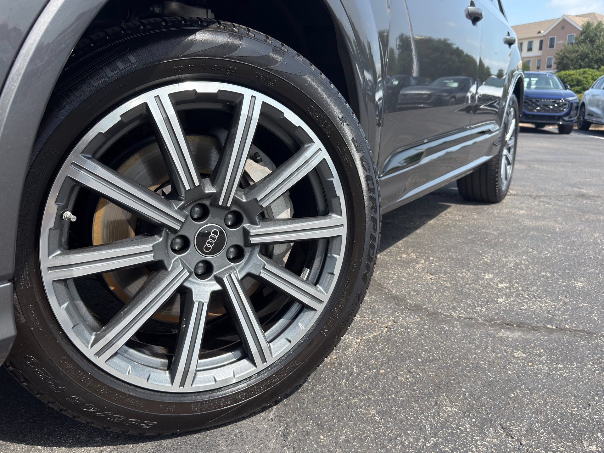Certified 2023 Audi Q7 2.0T Premium Plus w/ Premium Plus Package AWD/4WD image 4