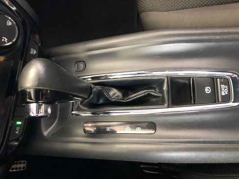 Used 2022 Honda HR-V Sport image 24