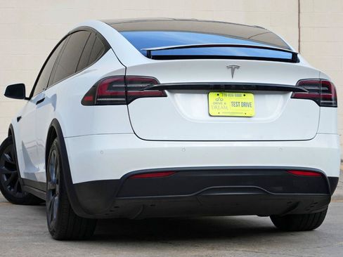 Used 2022 Tesla Model X AWD/4WD image 5