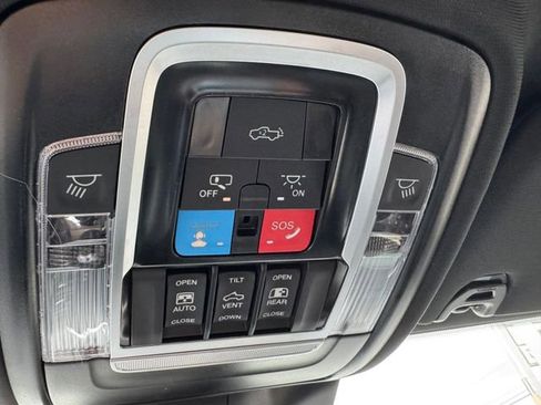New 2026 RAM 2500 Laramie AWD/4WD image 35