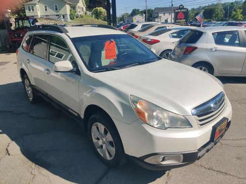 Used 2012 Subaru Outback 2.5i Premium AWD/4WD image 8