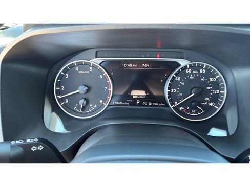 Used 2025 Nissan Rogue SV AWD/4WD image 21