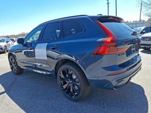 New 2026 Volvo XC60 B5 Ultra w/ Climate Package AWD/4WD image 3