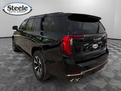 Used 2025 GMC Yukon XL AT4 Ultimate AWD/4WD image 3