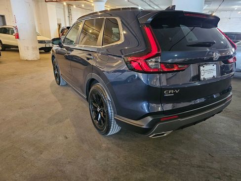Used 2023 Honda CR-V Sport image 2