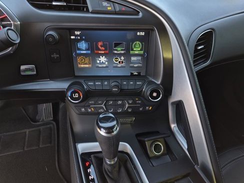 Used 2019 Chevrolet Corvette Stingray Coupe image 16