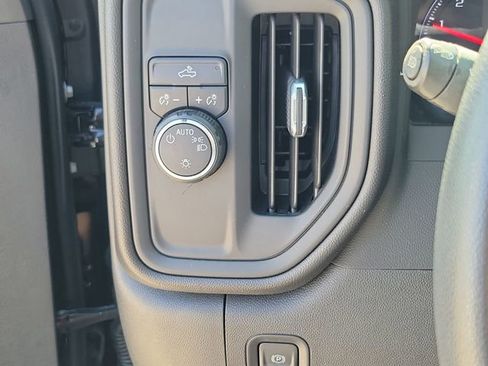 Certified 2022 Chevrolet Silverado 1500 Custom image 18