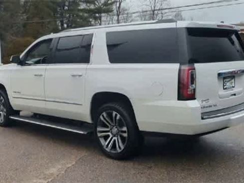 Used 2019 GMC Yukon XL Denali w/ Denali Ultimate Package image 6