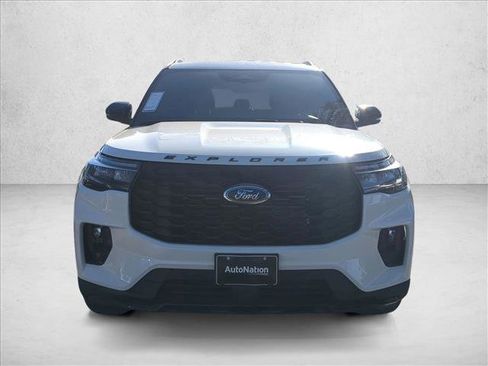 New 2025 Ford Explorer ST-Line w/ ST-Line Street Pack image 6