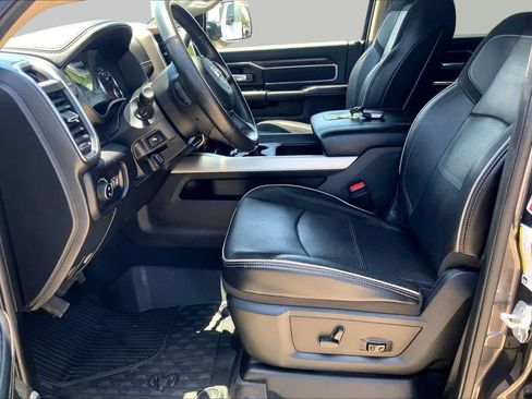 Used 2022 RAM 3500 Laramie AWD/4WD image 8