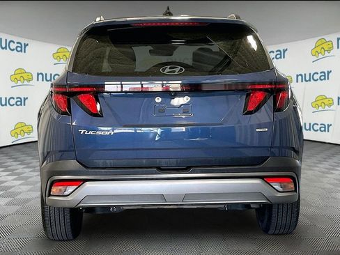 Certified 2025 Hyundai Tucson SEL AWD/4WD image 5