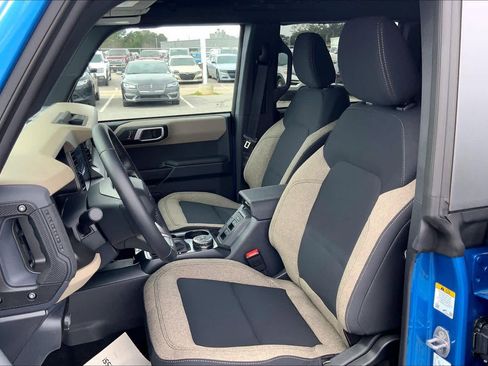 New 2025 Ford Bronco Big Bend image 9