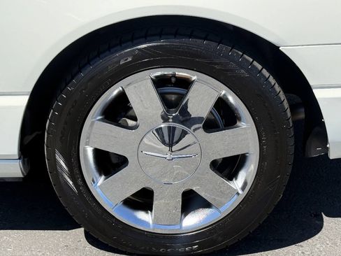 Used 2002 Ford Thunderbird RWD image 11