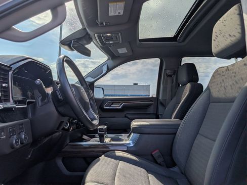 Used 2024 Chevrolet Silverado 1500 RST image 14