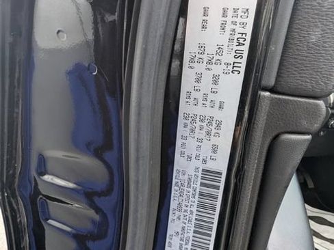Used 2020 Jeep Grand Cherokee Laredo RWD image 30