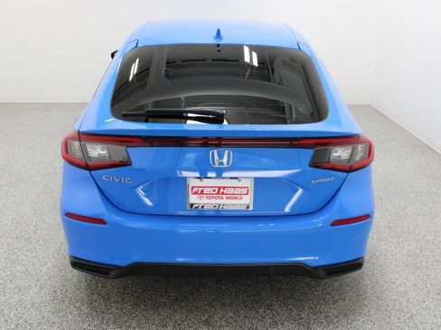 Used 2024 Honda Civic Sport image 8