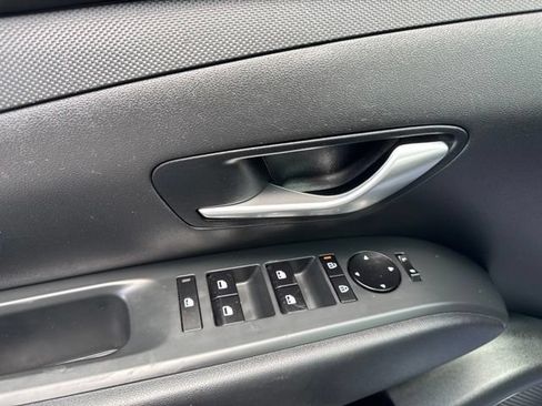 Used 2025 Hyundai Tucson SEL AWD/4WD image 20