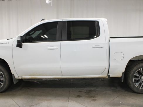 Used 2023 Chevrolet Silverado 1500 LT AWD/4WD image 6