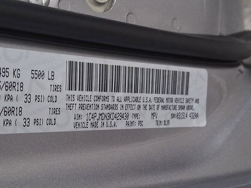 Used 2019 Jeep Cherokee Limited image 25