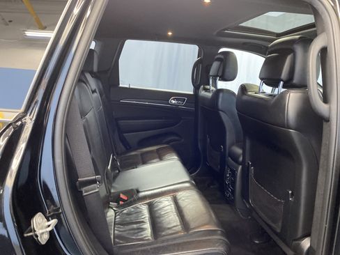 Certified 2018 Jeep Grand Cherokee Limited image 30