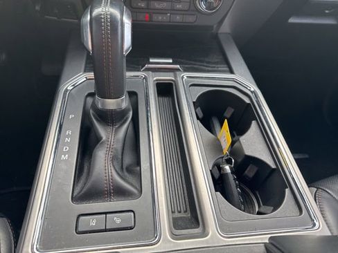 Certified 2018 Ford F150 Platinum w/ Equipment Group 701A Luxury image 24