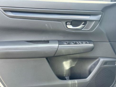 Certified 2023 Honda CR-V LX image 17
