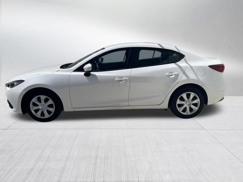 Used 2016 MAZDA MAZDA3 i Sport FWD image 4