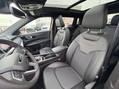 New 2026 Jeep Compass Trailhawk image 10