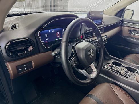 Used 2023 Honda Pilot Elite image 18