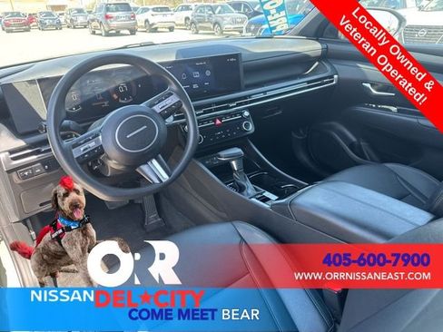Used 2025 Hyundai Santa Cruz SEL FWD image 11