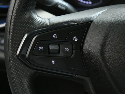 Used 2024 Chevrolet Trax LS w/ LS Convenience Package FWD image 14