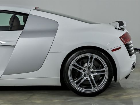 Used 2009 Audi R8 V8 AWD/4WD image 10