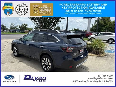 Used 2023 Subaru Outback Touring XT AWD/4WD image 5