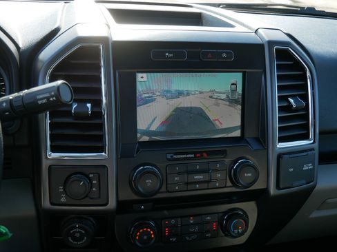 Used 2016 Ford F150 XLT w/ Equipment Group 302A Luxury image 33