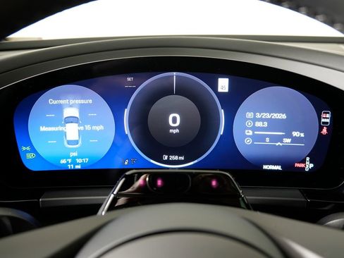 New 2026 Porsche Macan 4 Electric image 22