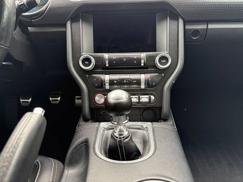 Used 2019 Ford Mustang GT Premium w/ GT Performance Package RWD image 11
