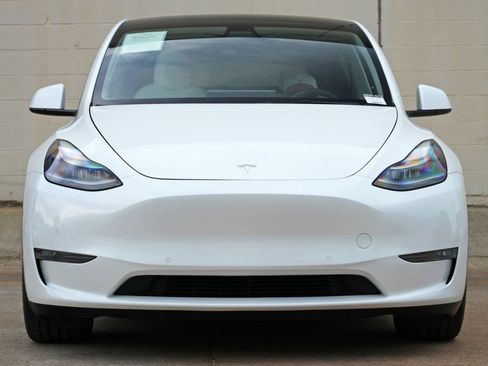 Used 2022 Tesla Model Y Performance AWD/4WD image 7