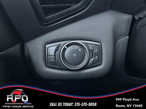 Used 2018 Ford Escape Titanium image 27