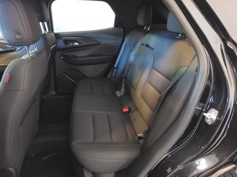 Used 2022 Chevrolet TrailBlazer RS w/ Sun and Liftgate Package AWD/4WD image 12