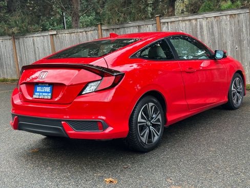 Used 2017 Honda Civic EX-T image 7