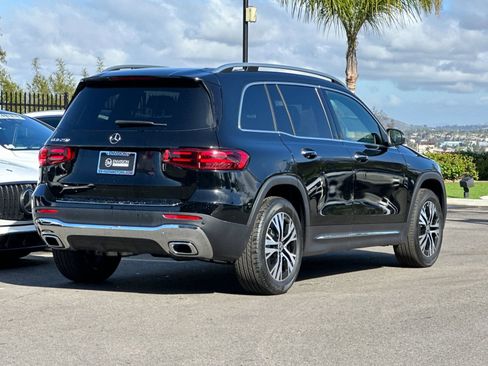 Certified 2024 Mercedes-Benz GLB 250 image 3