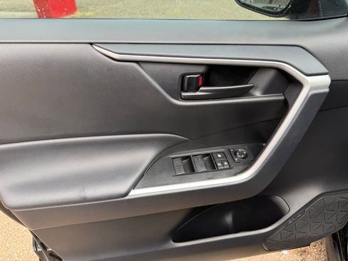 Used 2025 Toyota RAV4 LE FWD image 12
