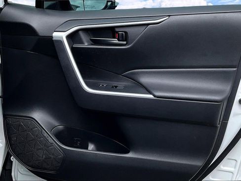 Used 2024 Toyota RAV4 LE image 30