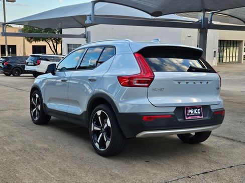 Used 2020 Volvo XC40 T5 Momentum AWD/4WD image 8
