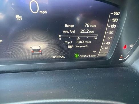 Used 2025 Honda Pilot Black Edition image 15