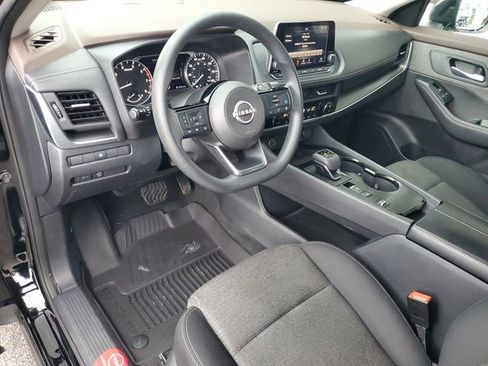 Certified 2023 Nissan Rogue SV image 22