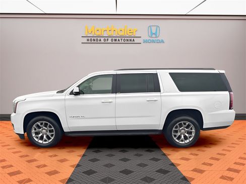 Used 2017 GMC Yukon XL SLT w/ Open Road Package image 2