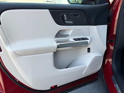 Certified 2026 Mercedes-Benz GLB 250 image 18