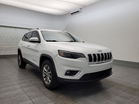 Used 2020 Jeep Cherokee Latitude Plus w/ Comfort/Convenience Group image 13