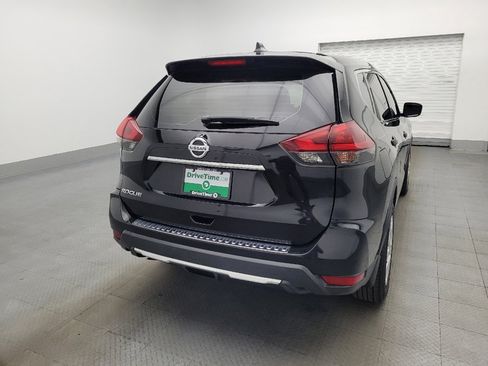 Used 2020 Nissan Rogue S image 7